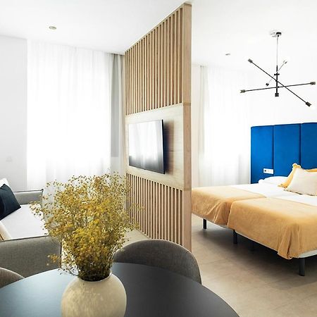 ולנסיה Blanq Marina Suites מראה חיצוני תמונה