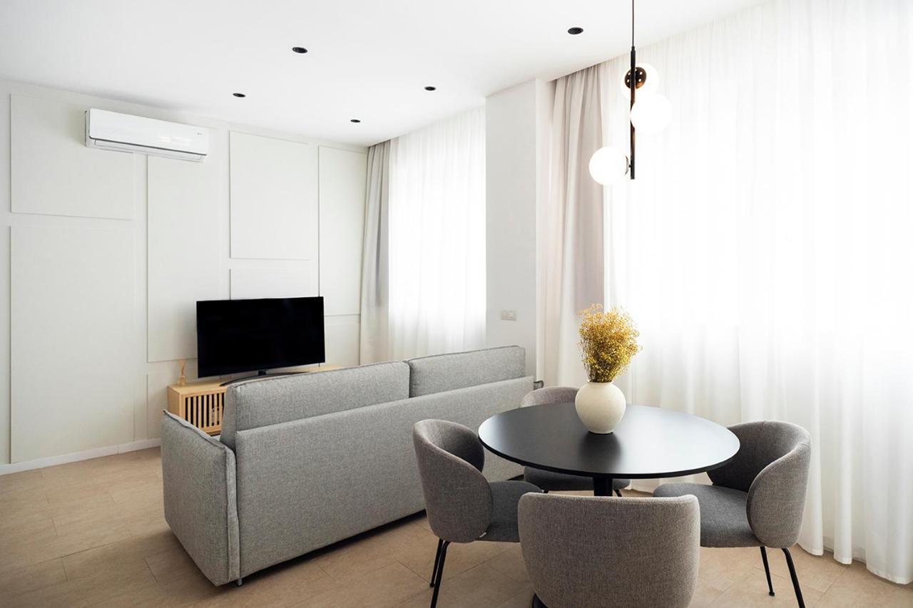 ולנסיה Blanq Marina Suites מראה חיצוני תמונה