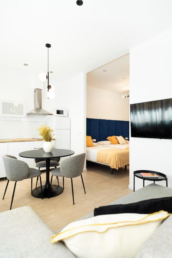 ולנסיה Blanq Marina Suites מראה חיצוני תמונה