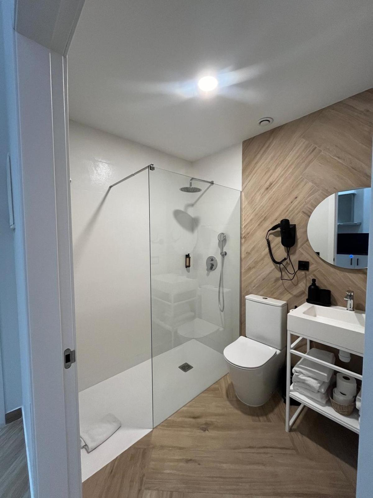 ולנסיה Blanq Marina Suites מראה חיצוני תמונה