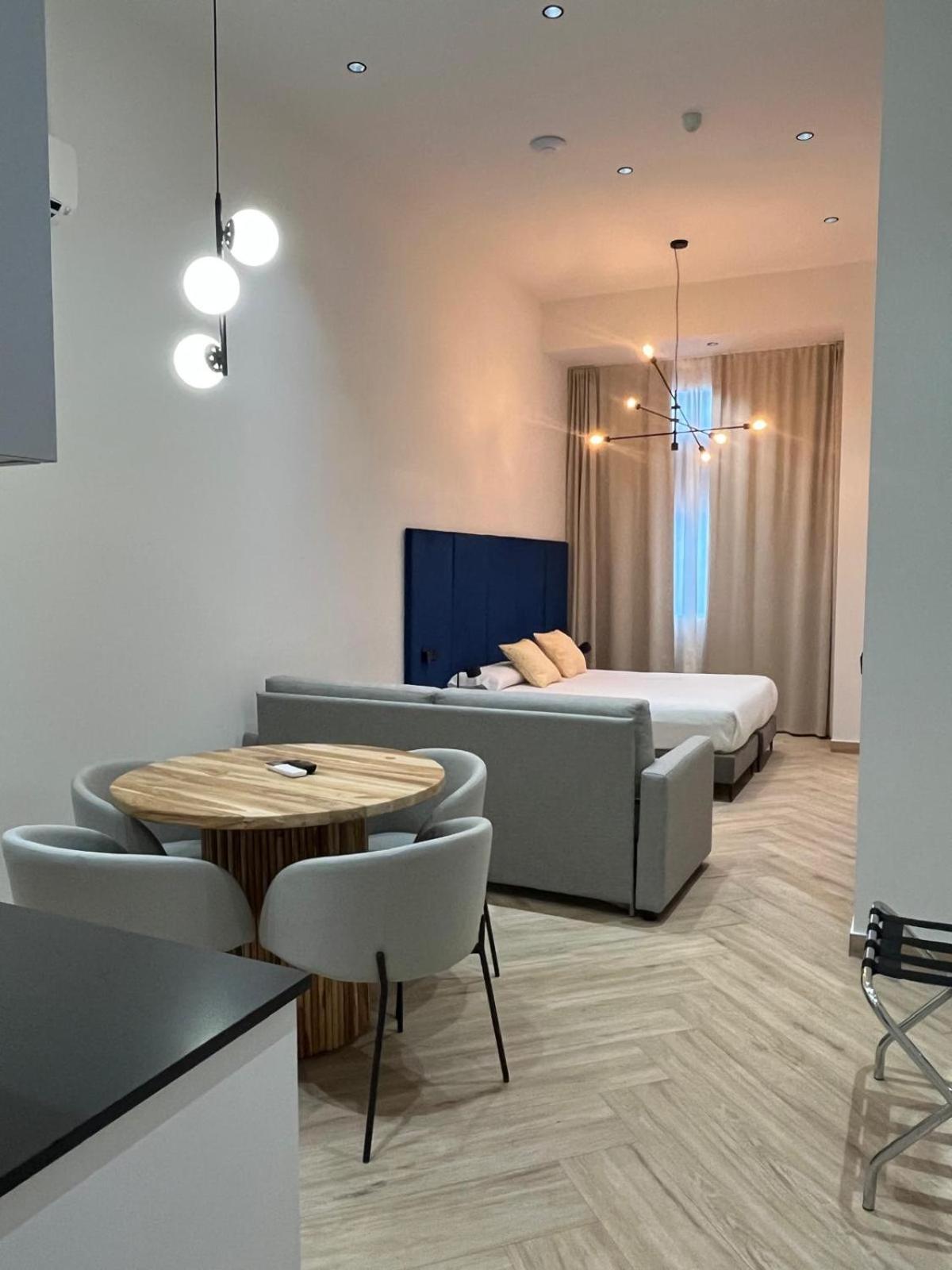 ולנסיה Blanq Marina Suites מראה חיצוני תמונה