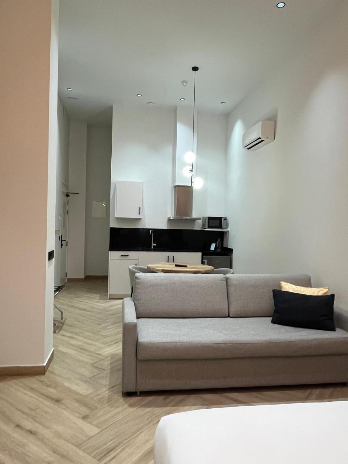 ולנסיה Blanq Marina Suites מראה חיצוני תמונה